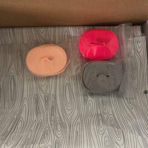 ❌❌❌Sold ❌❌❌Jordan 1 NYC TO PARIS - Picture 5 of 7